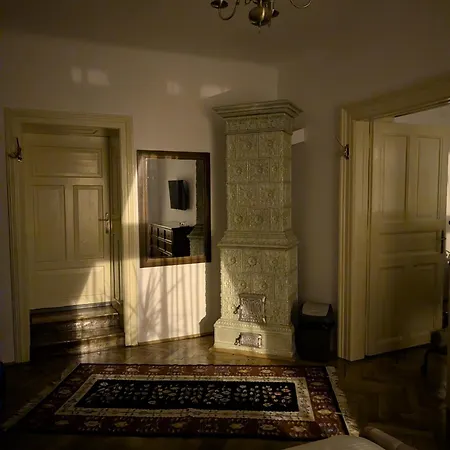 Elfriede 1912 Two Bedroom Apartment Brasov