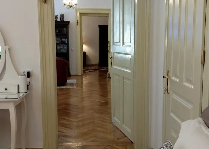 Apartment Elfriede 1912 Two Bedroom *