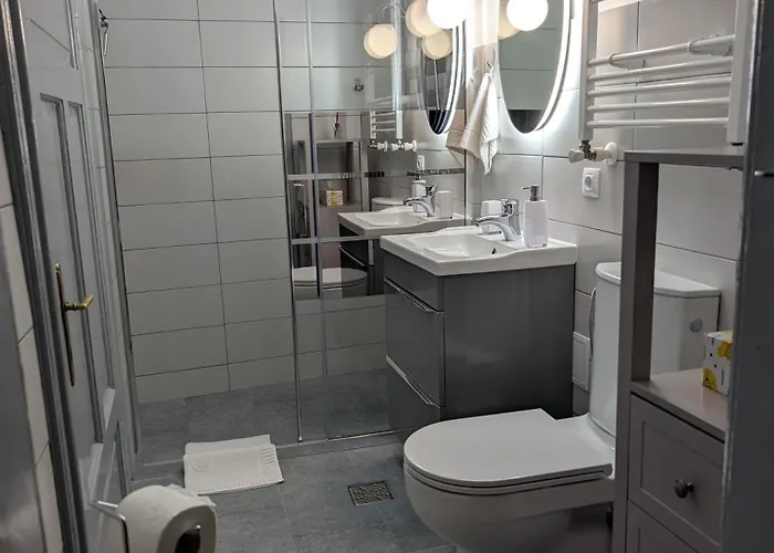 Elfriede 1912 Two Bedroom *